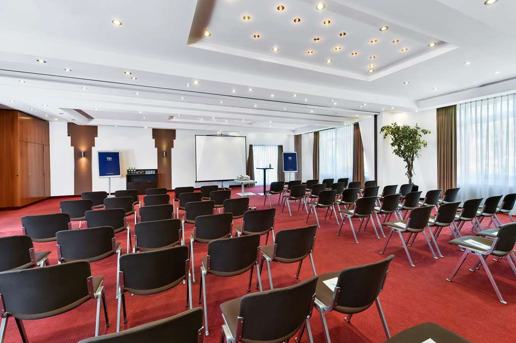 Taste Hotel Heidenheim Servicios foto